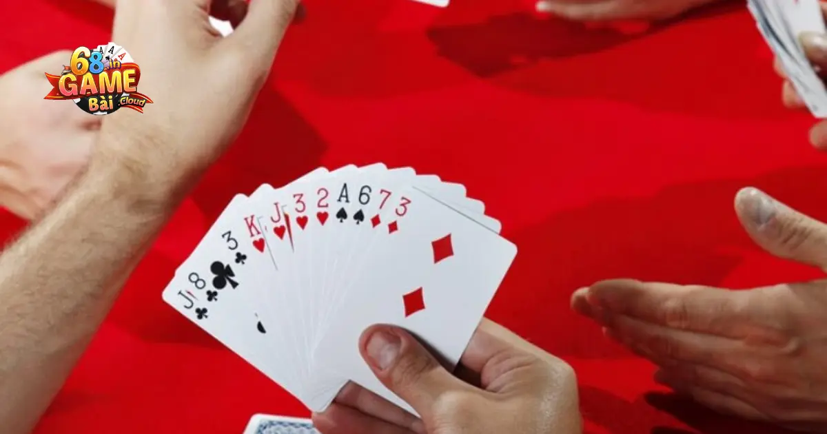 Tiến Lên Miền Nam Có Thối 2 Không? Mức Phạt Khi Bị Thối? 4 Luật xử lý khi người chơi giữ lại 2 cuối cùng